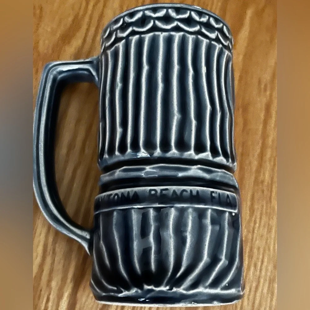 Hawaiian Inn Tiki Mug - Picture 2 of 7
